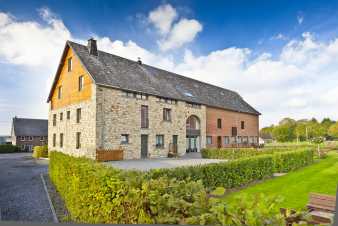 Maison de vacances de luxe pour 20 personnes sur les hauteurs de Malmedy