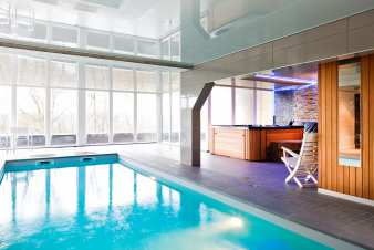 Villa  avec piscine et wellness pour 27 pers.  Malmedy