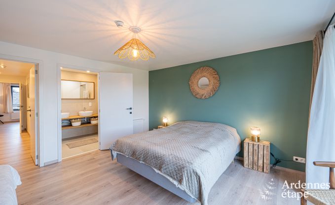 Spacieuse maison de vacances � Manhay pour 15 personnes avec des installations modernes en Ardenne