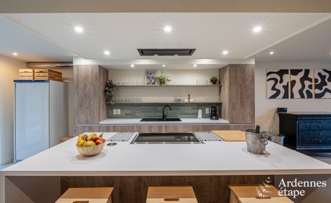 Spacieuse maison de vacances � Manhay pour 15 personnes avec des installations modernes en Ardenne