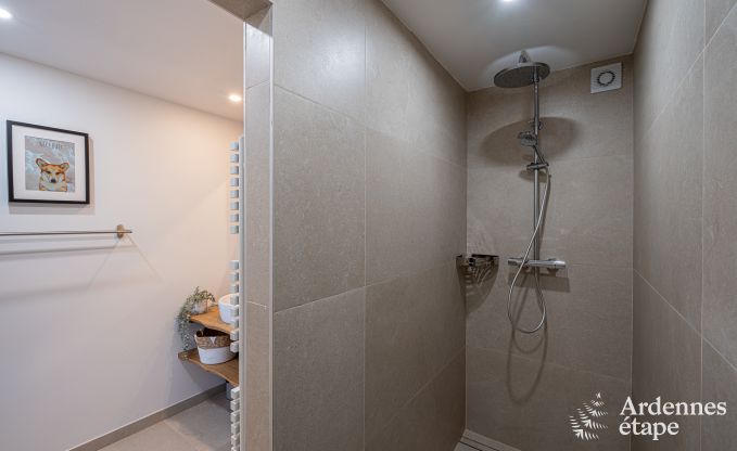 Spacieuse maison de vacances � Manhay pour 15 personnes avec des installations modernes en Ardenne