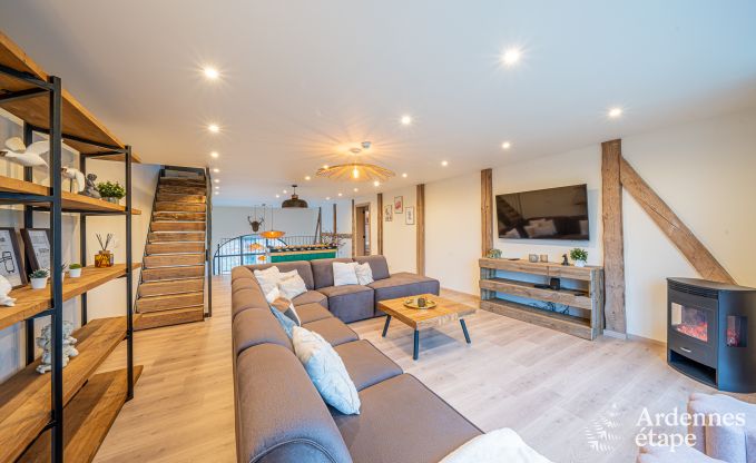 Spacieuse maison de vacances � Manhay pour 15 personnes avec des installations modernes en Ardenne