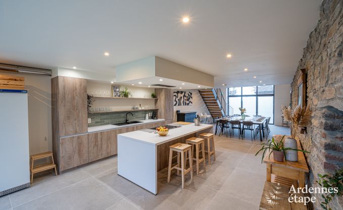 Spacieuse maison de vacances � Manhay pour 15 personnes avec des installations modernes en Ardenne