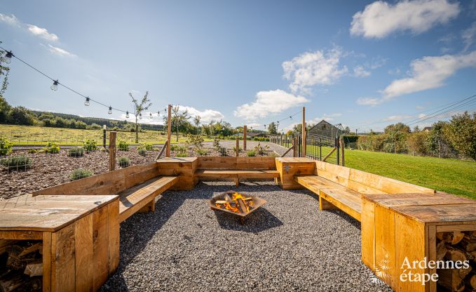 Spacieuse maison de vacances � Manhay pour 15 personnes avec des installations modernes en Ardenne