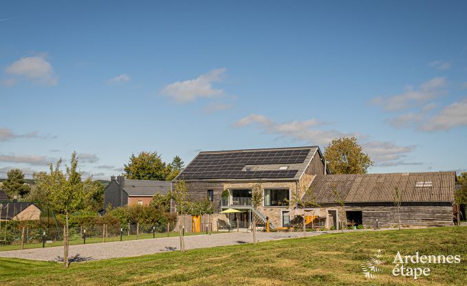 Spacieuse maison de vacances � Manhay pour 15 personnes avec des installations modernes en Ardenne