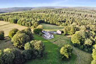 Charmante fermette pour 14 personnes et 2 chiens  Manhay