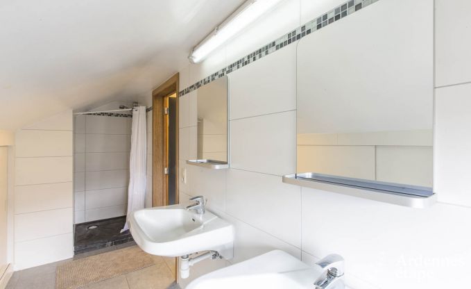 Maison de vacances � Manhay pour 30 personnes en Ardenne