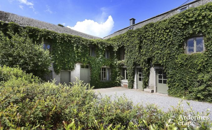 Maison de vacances � Manhay pour 33 personnes en Ardenne