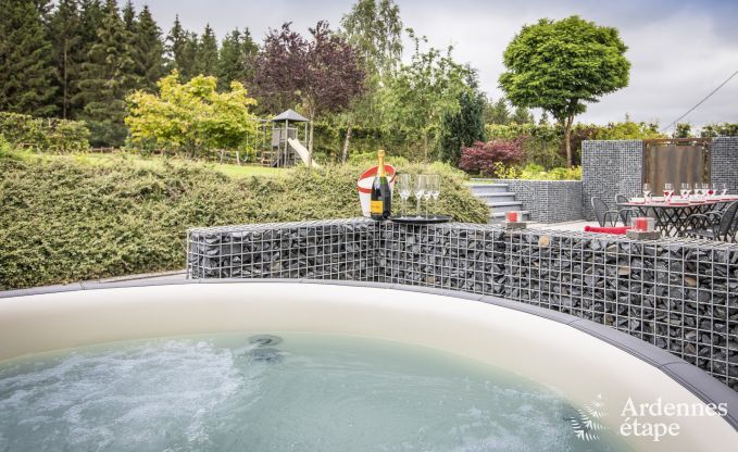 Maison de vacances � Manhay pour 9 personnes en Ardenne