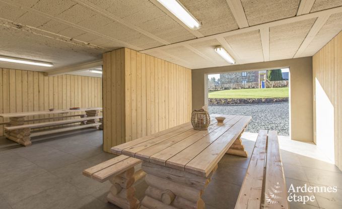 Maison de vacances � Manhay pour 20 personnes en Ardenne
