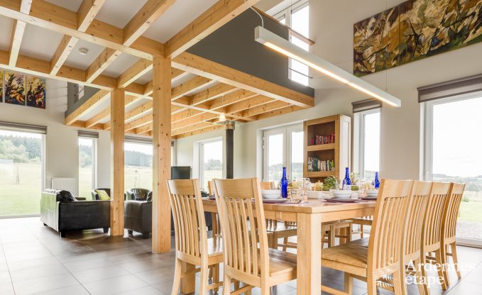Maison de vacances � Manhay pour 12 personnes en Ardenne