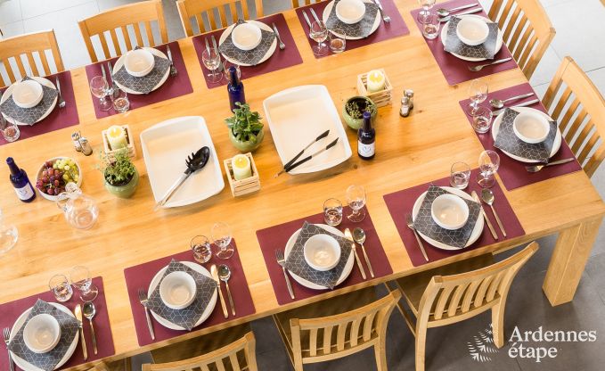 Maison de vacances � Manhay pour 12 personnes en Ardenne