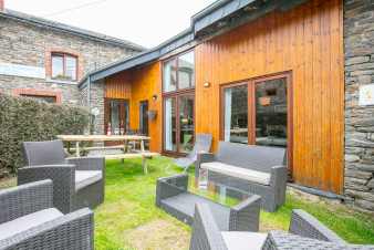 Confortable maison de vacances pour 4/5 personnes à louer à Manhay