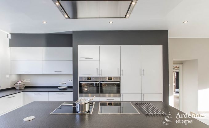 Maison de vacances � Manhay pour 20 personnes en Ardenne