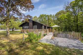 Chalet à louer dans les bois, pour 4 personnes, en Ardenne
