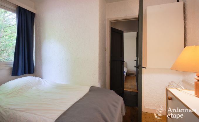 Chalet en bois pour 6 personnes au milieu de la nature � Marche-en-Famenne, Ardenne