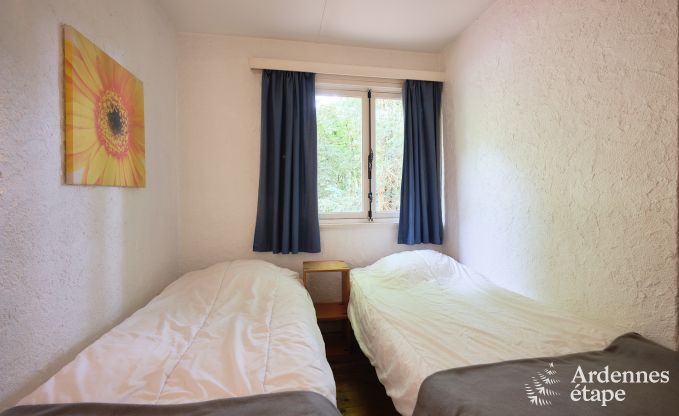 Chalet en bois pour 6 personnes au milieu de la nature � Marche-en-Famenne, Ardenne