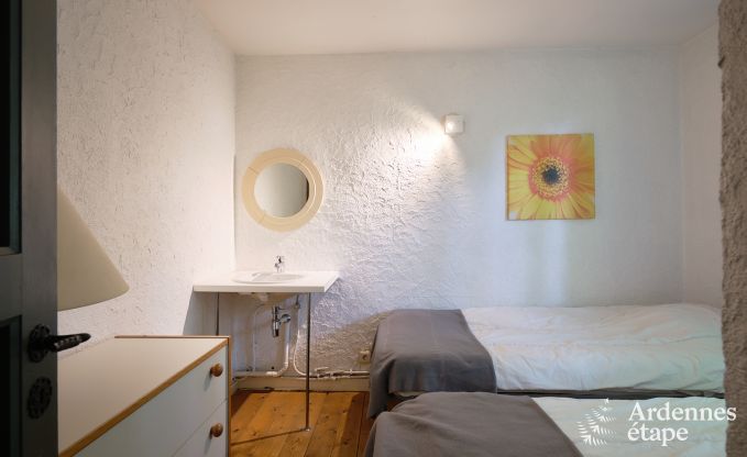 Chalet en bois pour 6 personnes au milieu de la nature � Marche-en-Famenne, Ardenne