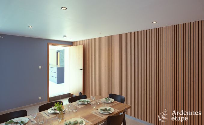 Villa  Marche-en-Famenne pour 28 personnes avec 11 chambres, piscine intrieure et sauna