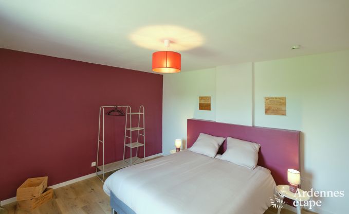 Villa  Marche-en-Famenne pour 28 personnes avec 11 chambres, piscine intrieure et sauna