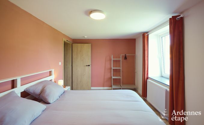 Villa  Marche-en-Famenne pour 28 personnes avec 11 chambres, piscine intrieure et sauna