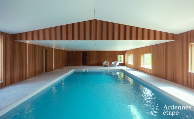 Villa  Marche-en-Famenne pour 28 personnes avec 11 chambres, piscine intrieure et sauna