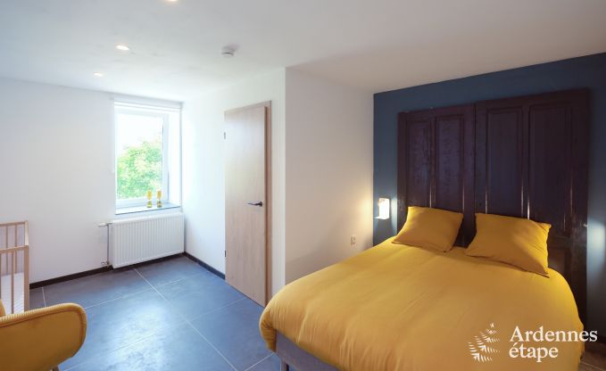 Villa  Marche-en-Famenne pour 28 personnes avec 11 chambres, piscine intrieure et sauna