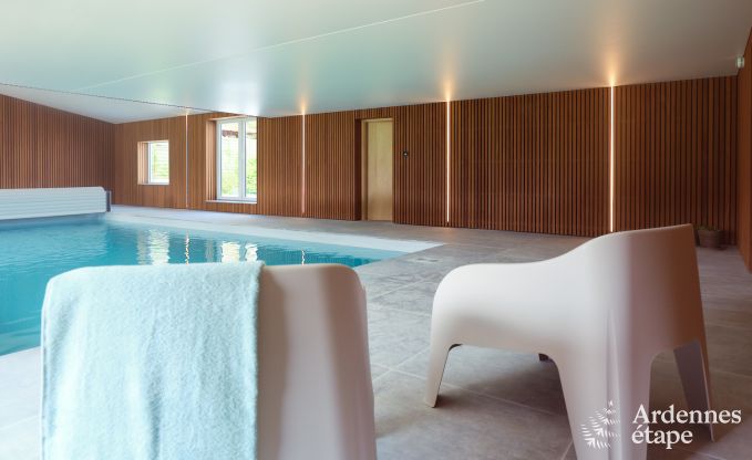 Villa  Marche-en-Famenne pour 28 personnes avec 11 chambres, piscine intrieure et sauna