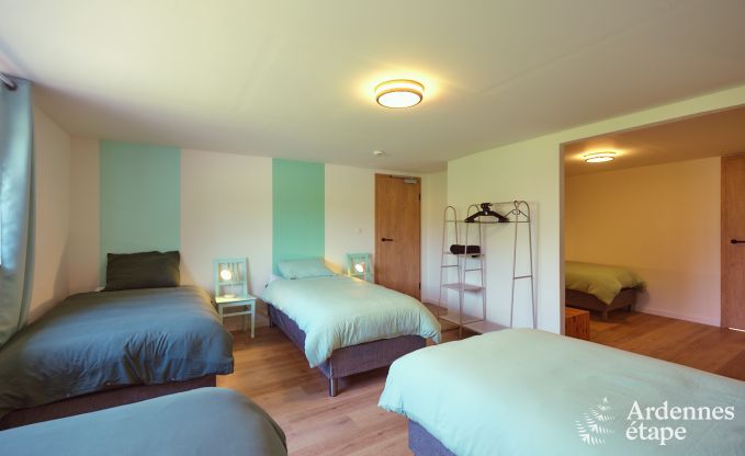 Villa  Marche-en-Famenne pour 28 personnes avec 11 chambres, piscine intrieure et sauna