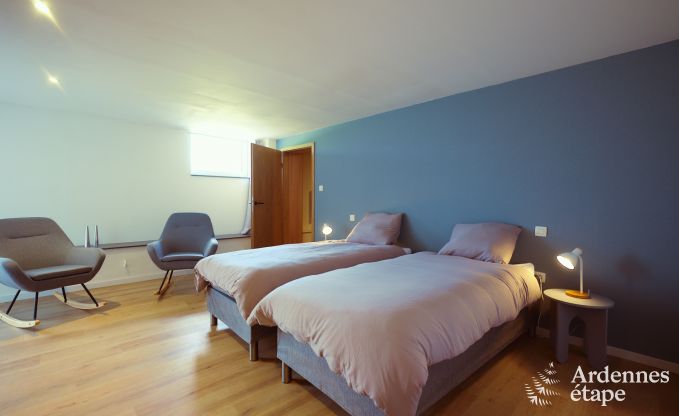 Villa  Marche-en-Famenne pour 28 personnes avec 11 chambres, piscine intrieure et sauna