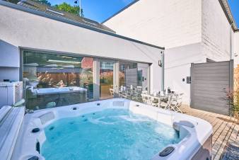 Maison de vacances pour 6 personnes avec jacuzzi à Marchin, Ardenne