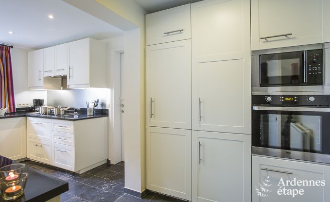 Maison de vacances � Maredsous pour 14 personnes en Ardenne