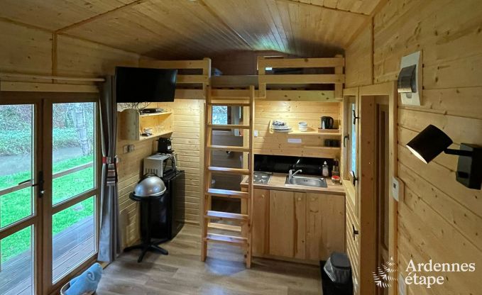 Maison de vacances pour 41 personnes avec 22 chambres au bord de l'eau en Ardenne, prs de Maredsous