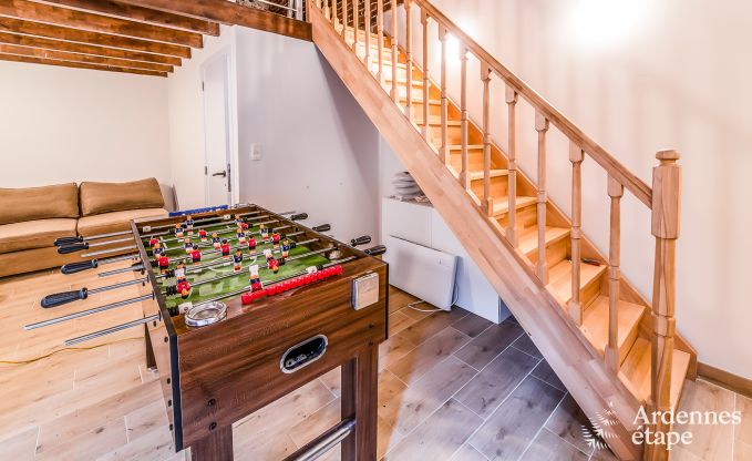 Maison de vacances pour 41 personnes avec 22 chambres au bord de l'eau en Ardenne, pr�s de Maredsous