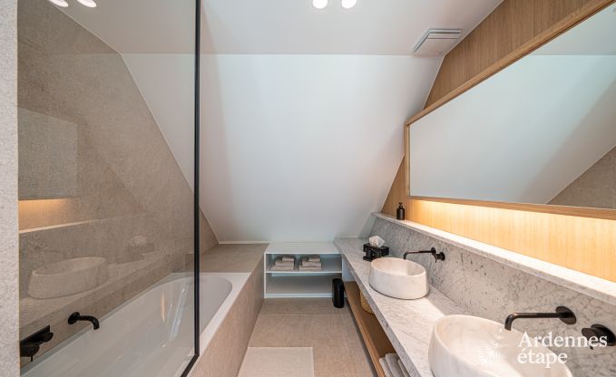 Maison de vacances � Maredsous pour 18 personnes en Ardenne