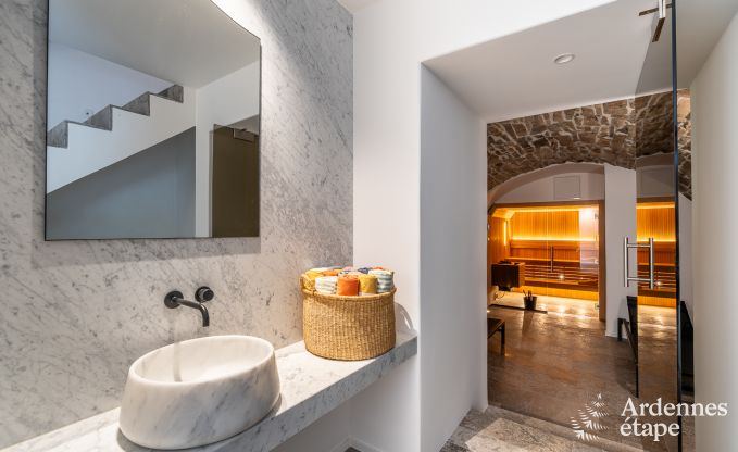 Maison de vacances � Maredsous pour 18 personnes en Ardenne