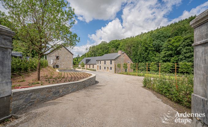 Maison de vacances � Maredsous pour 18 personnes en Ardenne