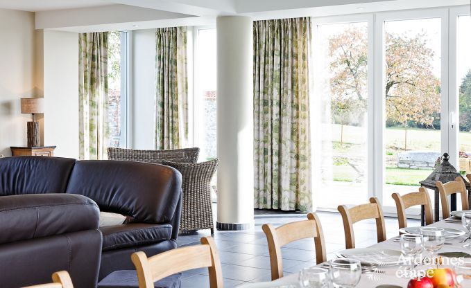 Villa de Luxe � Maredsous pour 16 personnes en Ardenne