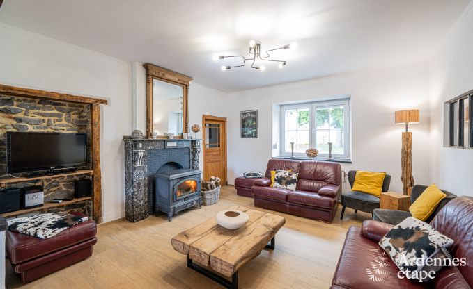 Maison de vacances � Maredsous pour 13 personnes en Ardenne