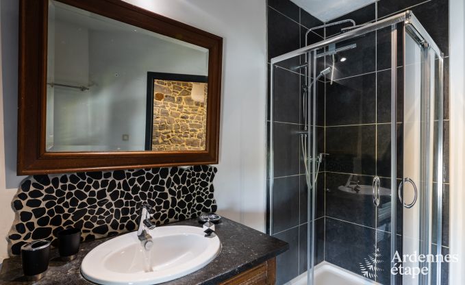 Maison de vacances � Maredsous pour 13 personnes en Ardenne