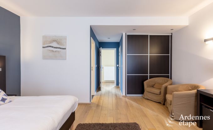 Chteau  Modave pour 46 personnes en Ardenne