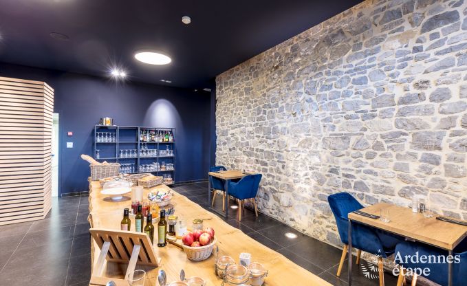 Chteau  Modave pour 46 personnes en Ardenne