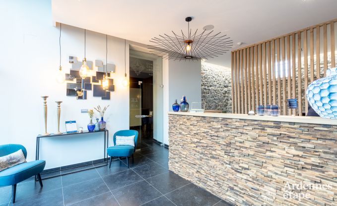 Chteau  Modave pour 46 personnes en Ardenne