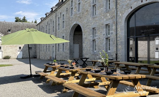 Chteau  Modave pour 46 personnes en Ardenne