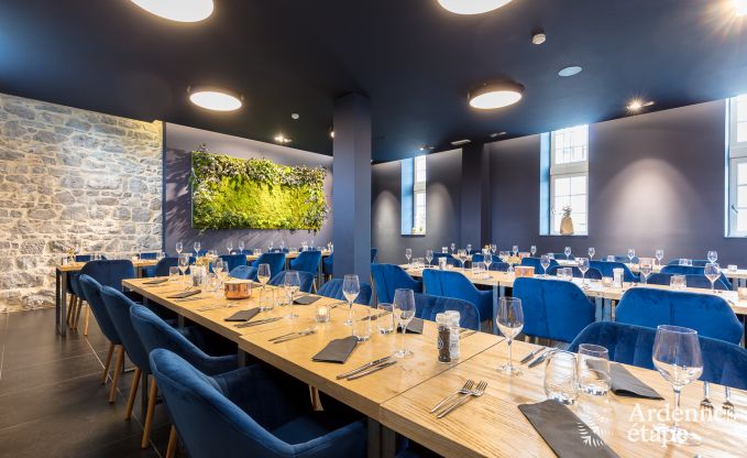 Chteau  Modave pour 46 personnes en Ardenne