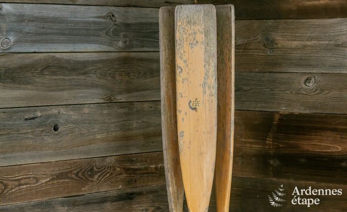 Chalet romantique au bord de l'eau pour 2 personnes  Momignies