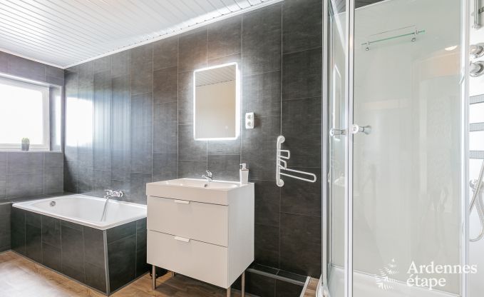 Maison de vacances � Momignies pour 6 personnes en Ardenne