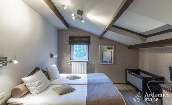Escapade de luxe en Ardenne : Villa spacieuse  Houffalize (Nadrin) pour 28 personnes avec quipements haut de gamme et acceptant les animaux