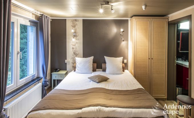 Escapade en pleine nature en Ardenne : Villa spacieuse � Houffalize (Nadrin) pour 28 personnes avec nombreux �quipements et services, animaux bienvenus