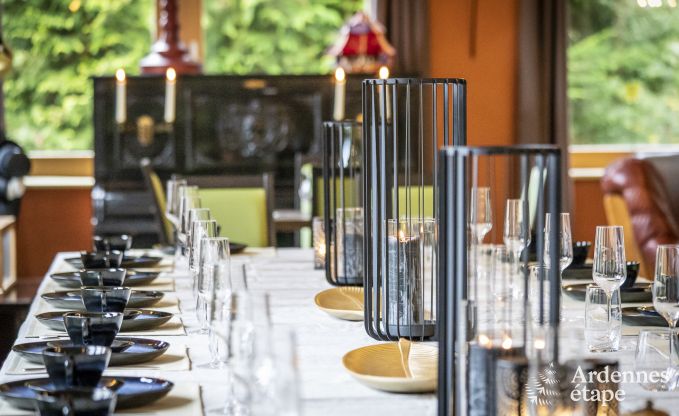 Escapade en pleine nature en Ardenne : Villa spacieuse � Houffalize (Nadrin) pour 28 personnes avec nombreux �quipements et services, animaux bienvenus